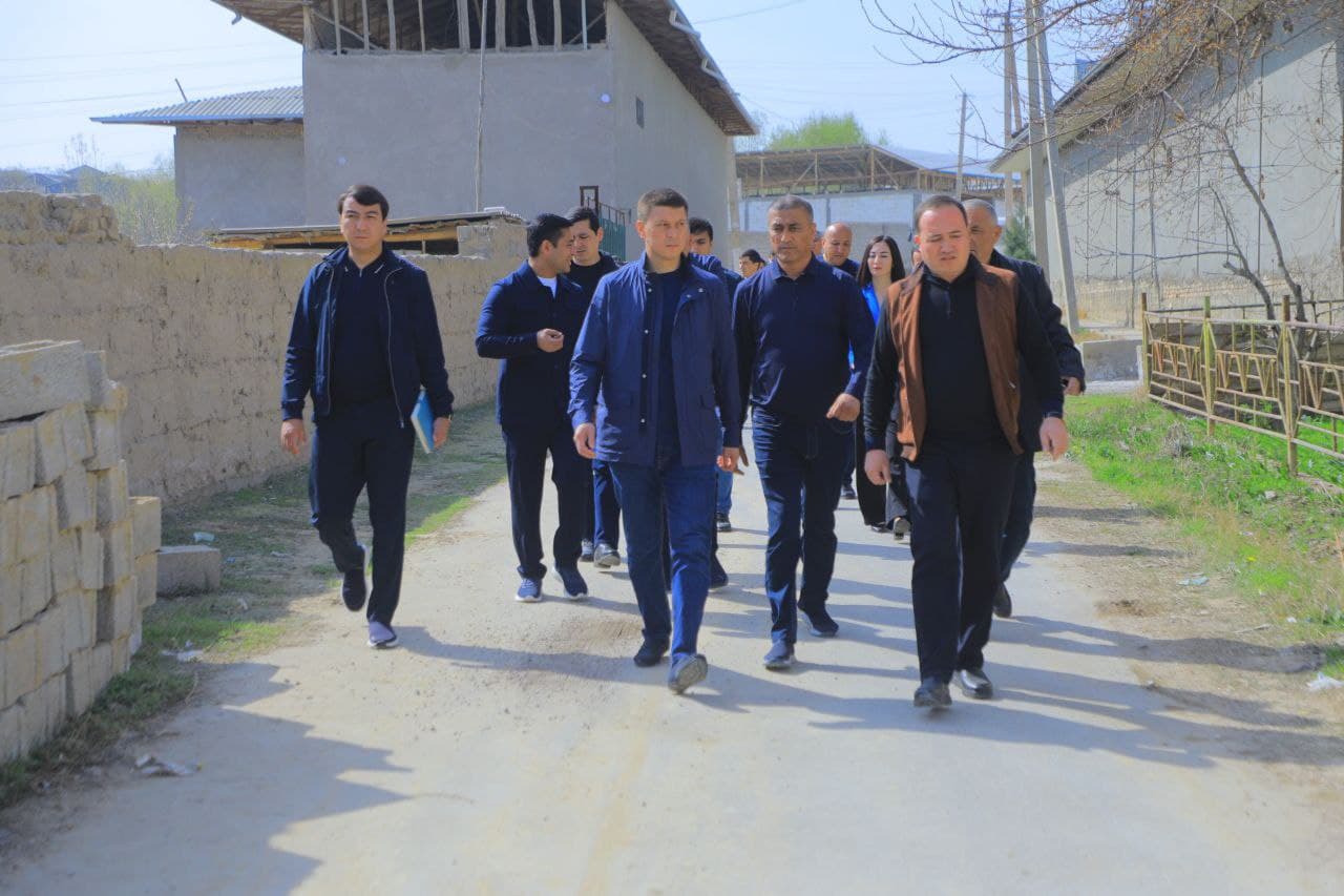 “Yoshlik” mahallasida infratuzilma va aholi sharoiti o‘rganildi