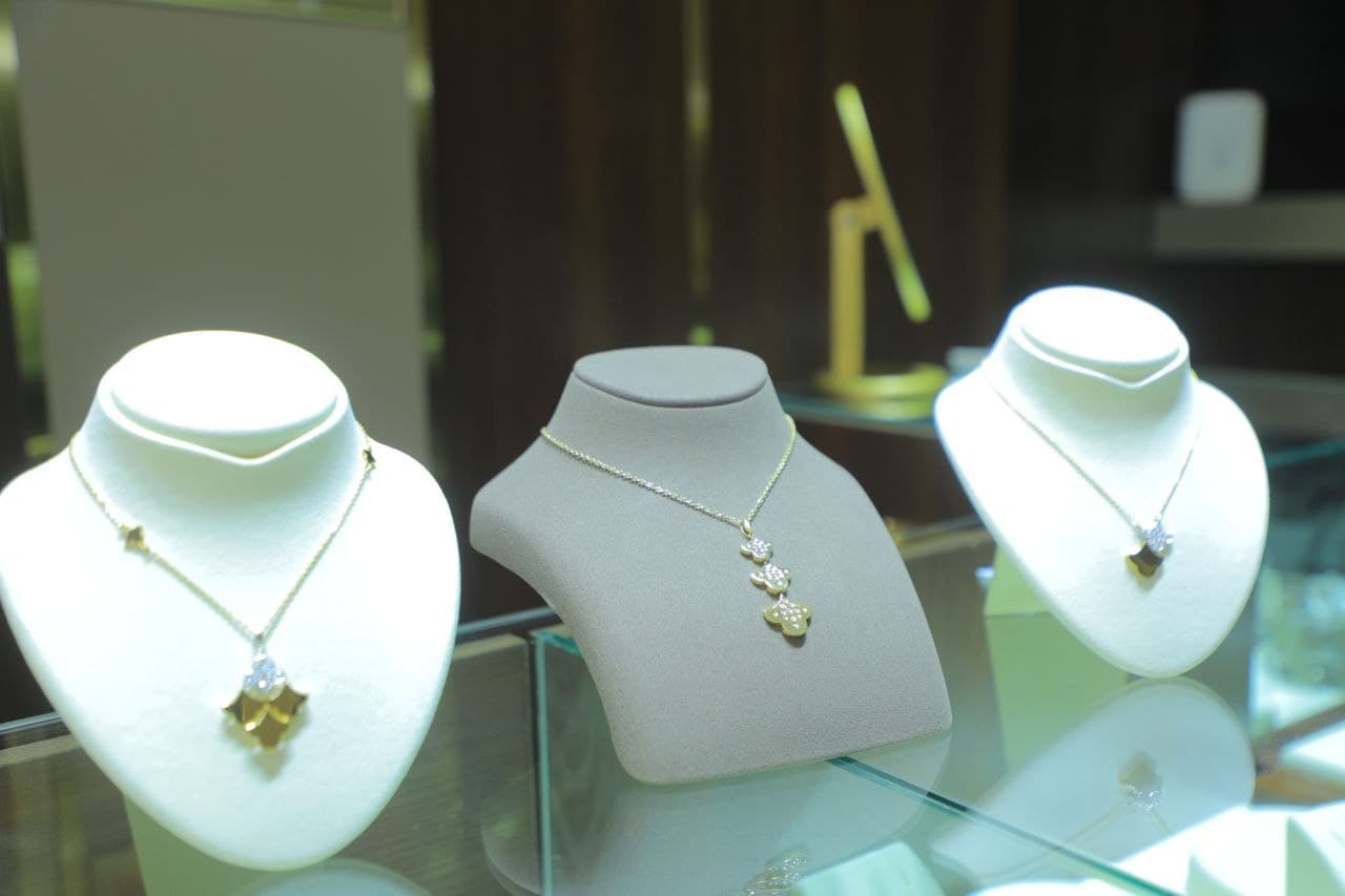 Yangi Namanganda yuqori sifatli “FONON” zargarlik buyumlari savdosi yo‘lga qo‘yildi