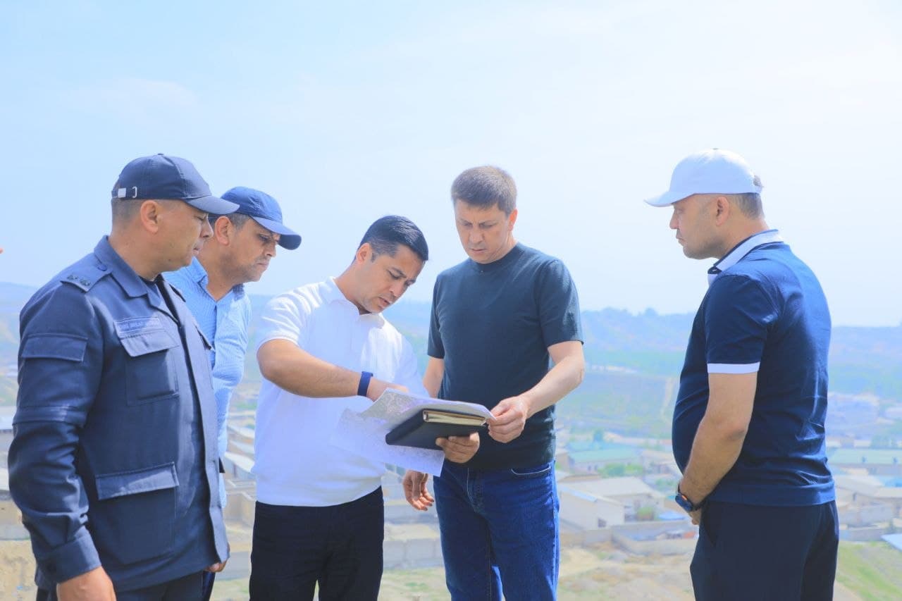 “Sherbuloq” mahallasida noqonuniy qurilmalar va o‘zboshimchalik holatlari nazorat qilindi