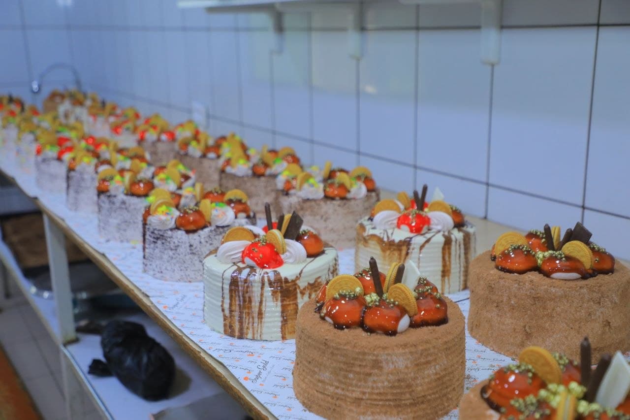 “Super gold” mahalliy bozorga 50 turdagi shirinlik yetkazmoqda