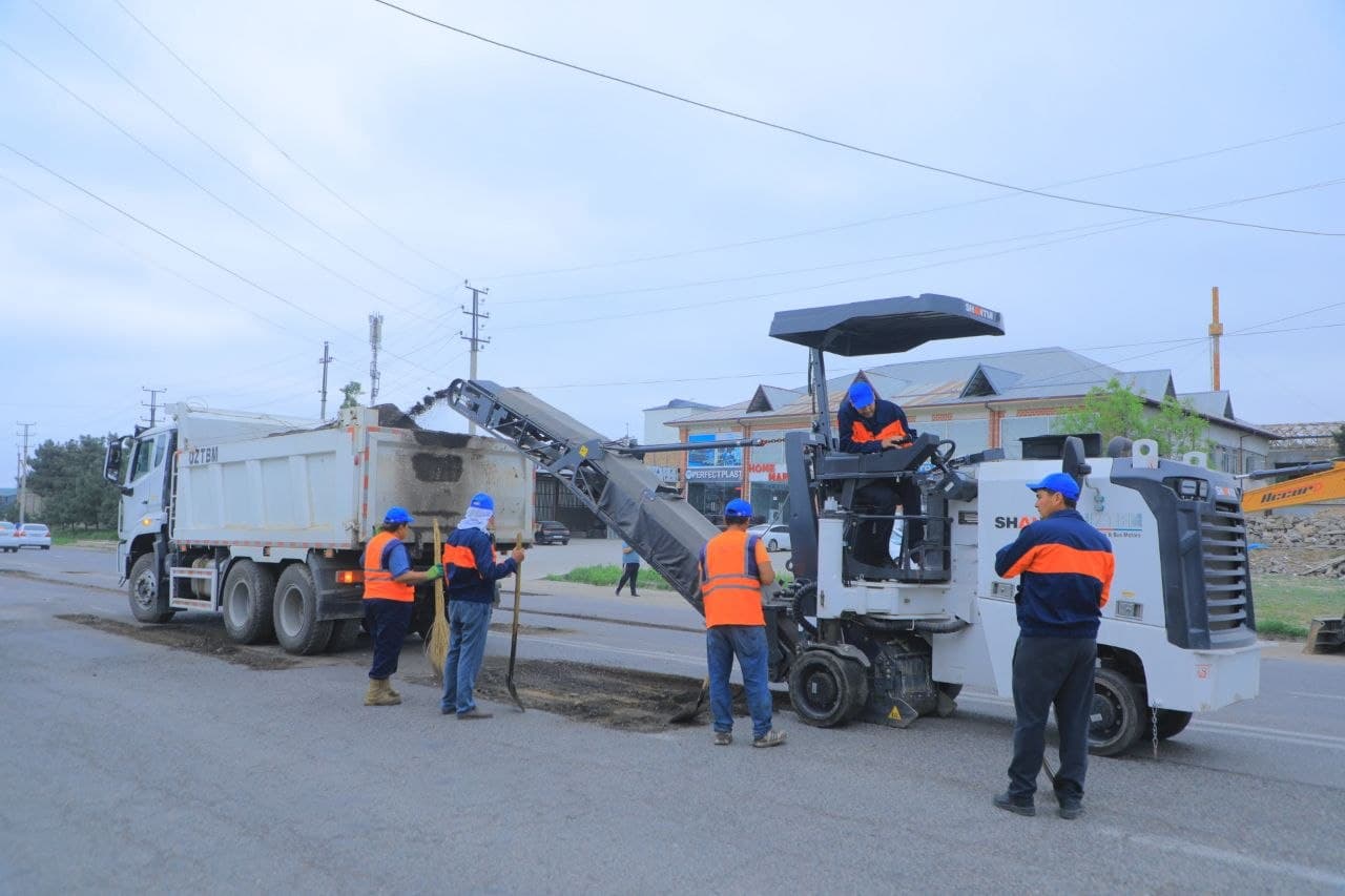 “Kosonsoy” ko‘chasida tartibga solish va obodonlashtirish ishlari davom etmoqda