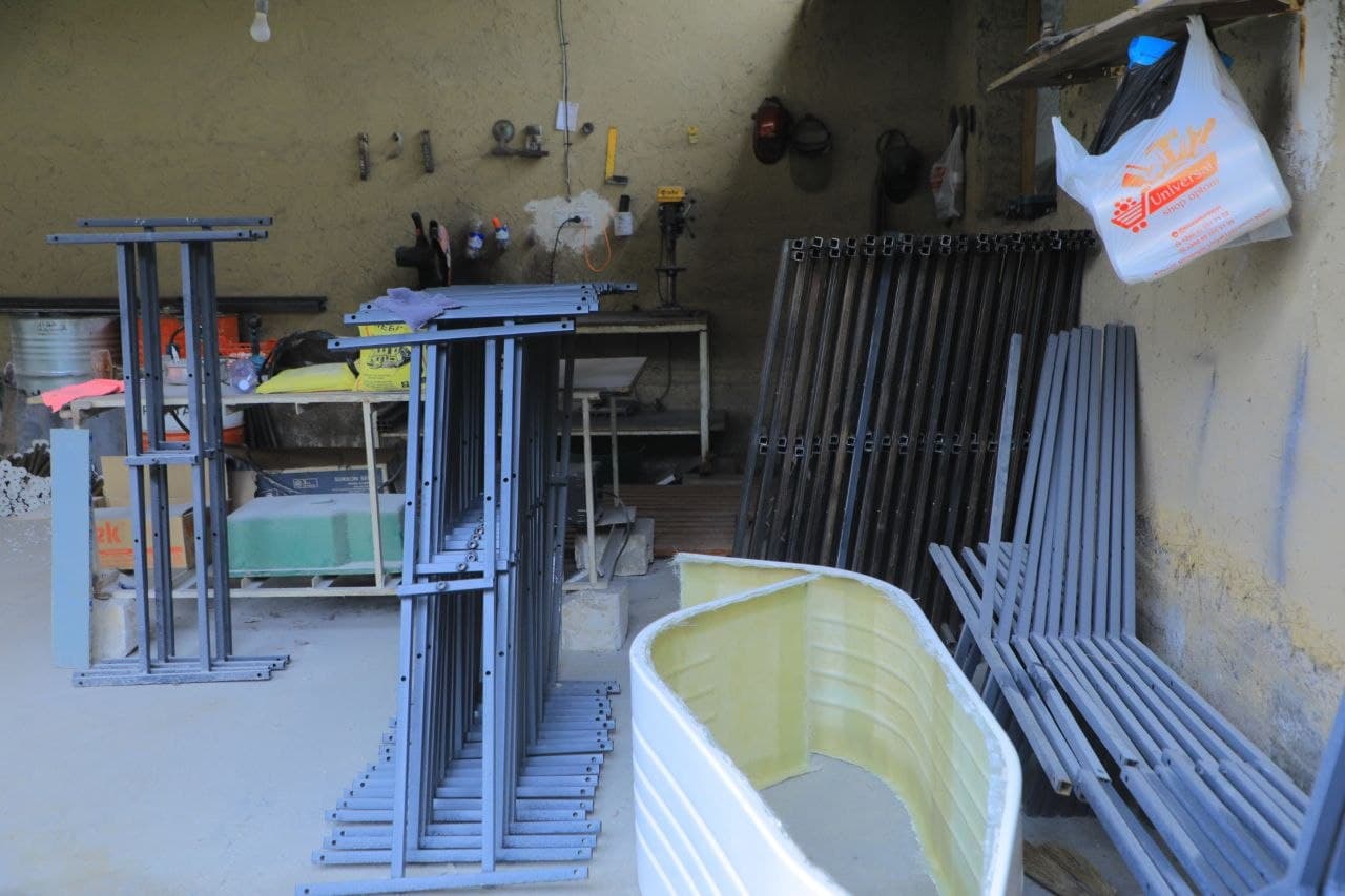 “Kelajak tongi”da zamonaviy basseynlar ishlab chiqarilmoqda