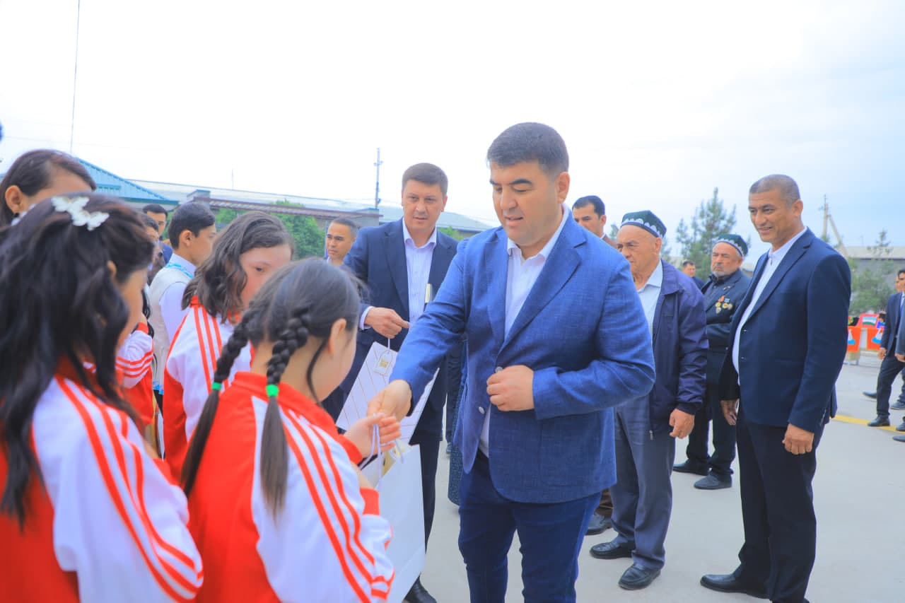 Yangi Namangan tumanida “Yoshlar kuni”ga bag‘ishlangan tadbirlar o‘tkazildi