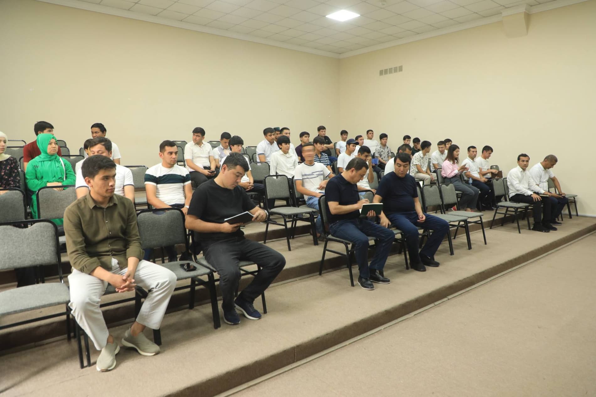 Yoshlar murojaatlari tinglandi va amaliy yordam ko‘rsatildi