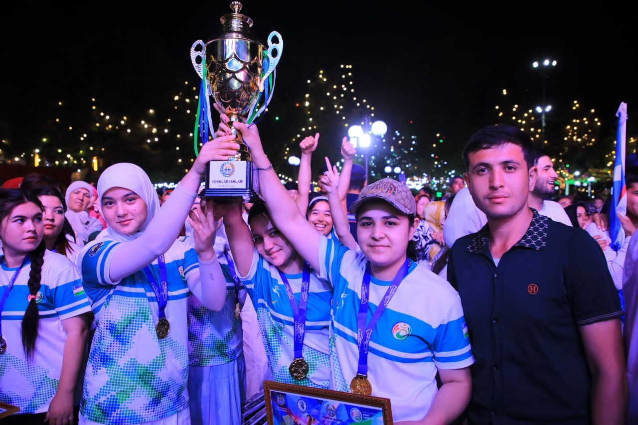 Yangi Namangan tumanida DXX kubogining final bosqichi g‘oliblari taqdirlandi