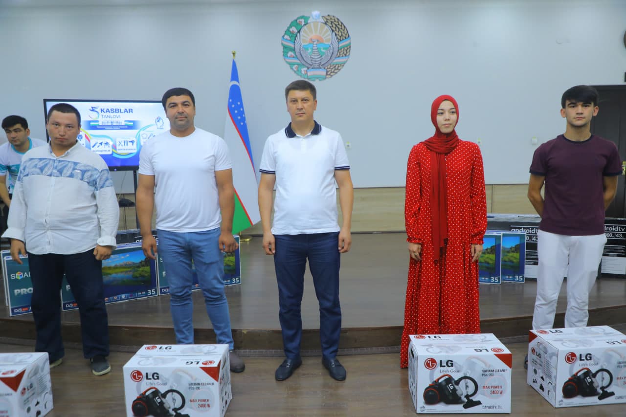 Bilim va mahorat sohiblari rag‘batlantirildi