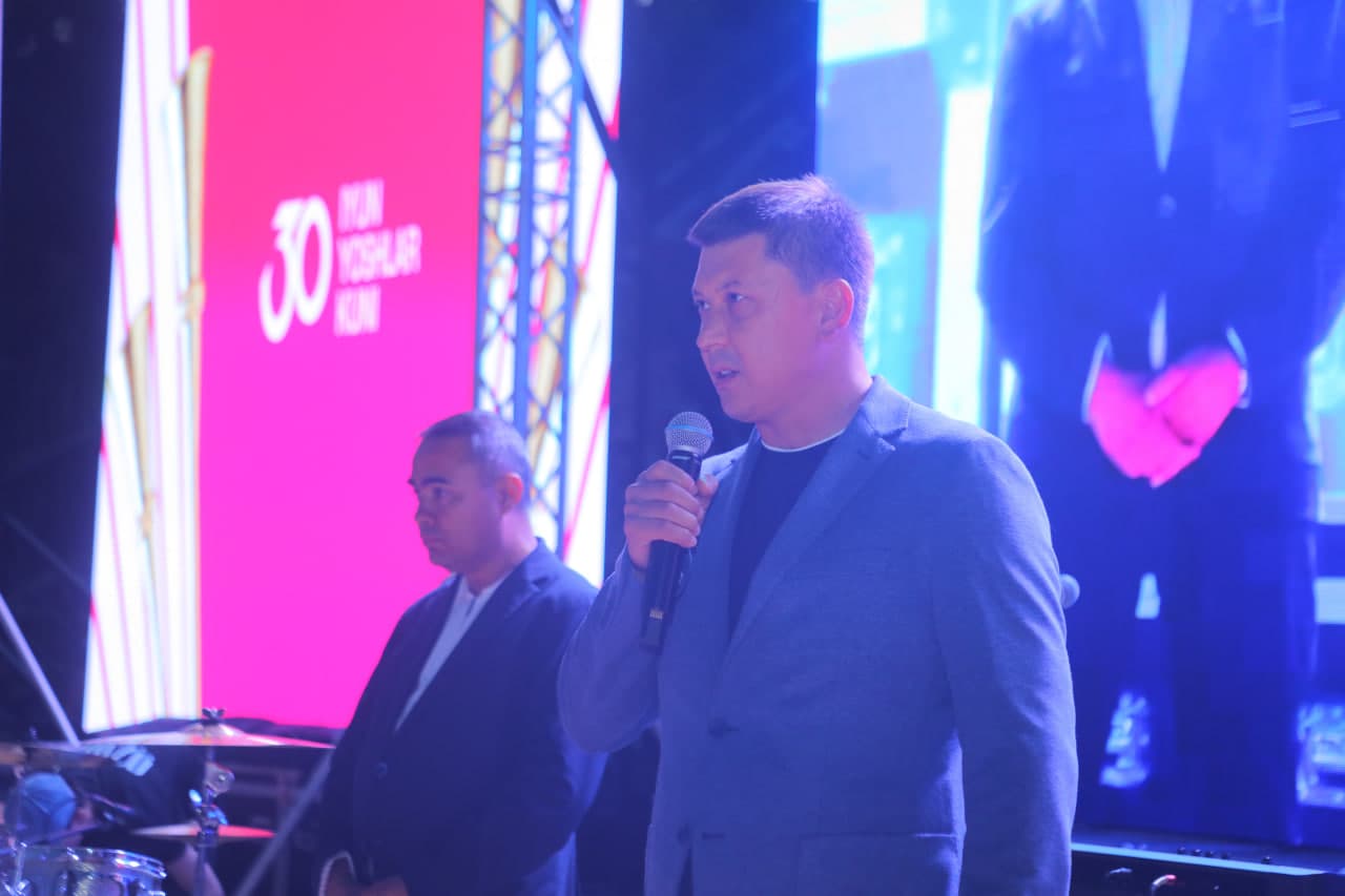 Yoshlar oqshomi 20 mingdan ortiq kishini bir maydonga jamladi