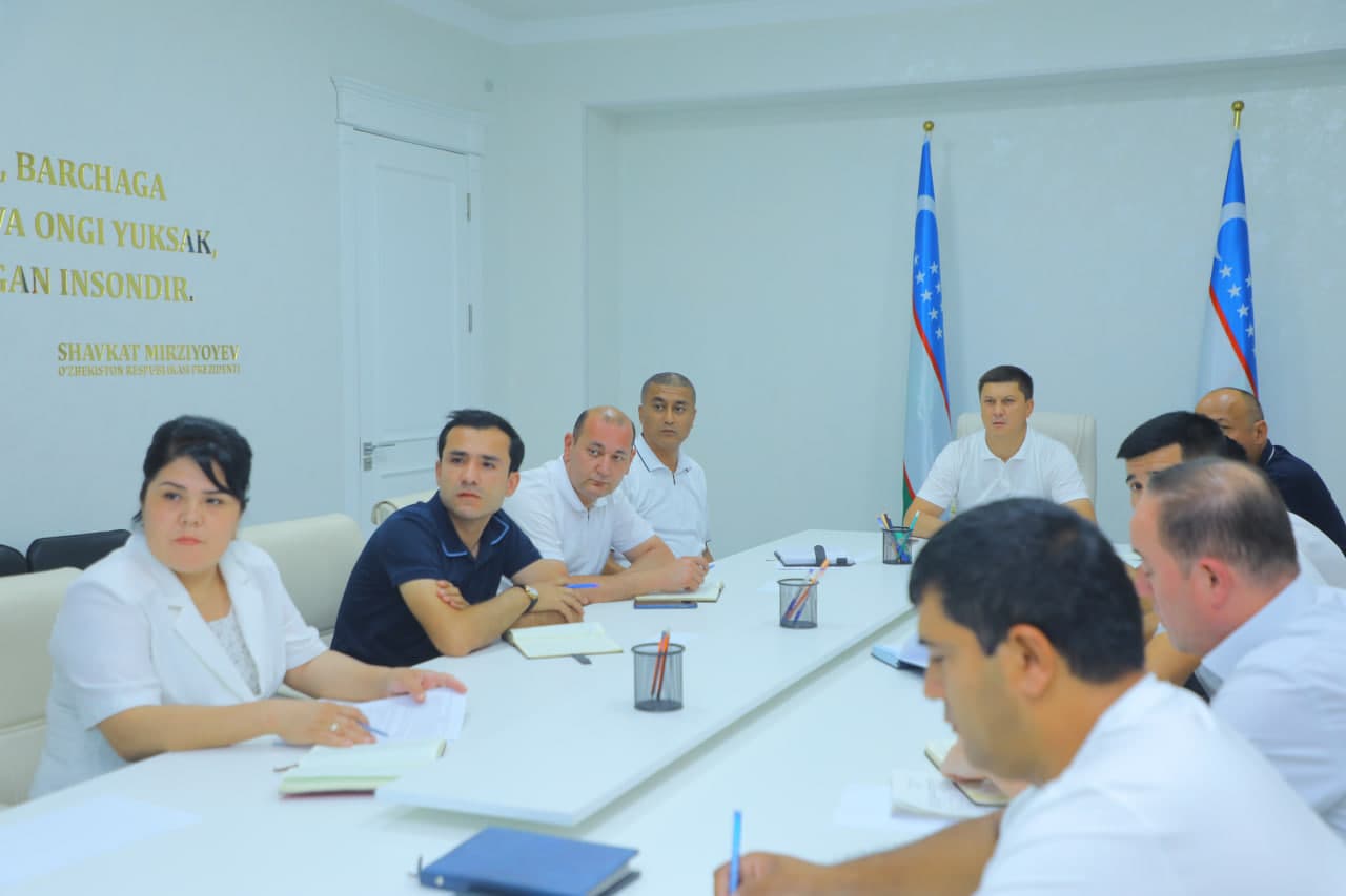 Yangi Namangan tumanida suv tejamkor innovatsion texnologiyalar asosida yer maydonlarini o‘zlashtirish loyihasi taqdim etildi