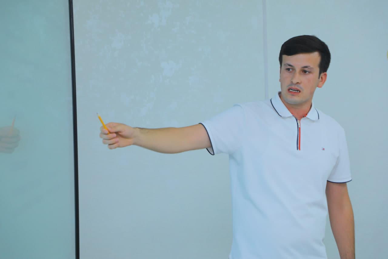 Yangi Namangan tumanida suv tejamkor innovatsion texnologiyalar asosida yer maydonlarini o‘zlashtirish loyihasi taqdim etildi