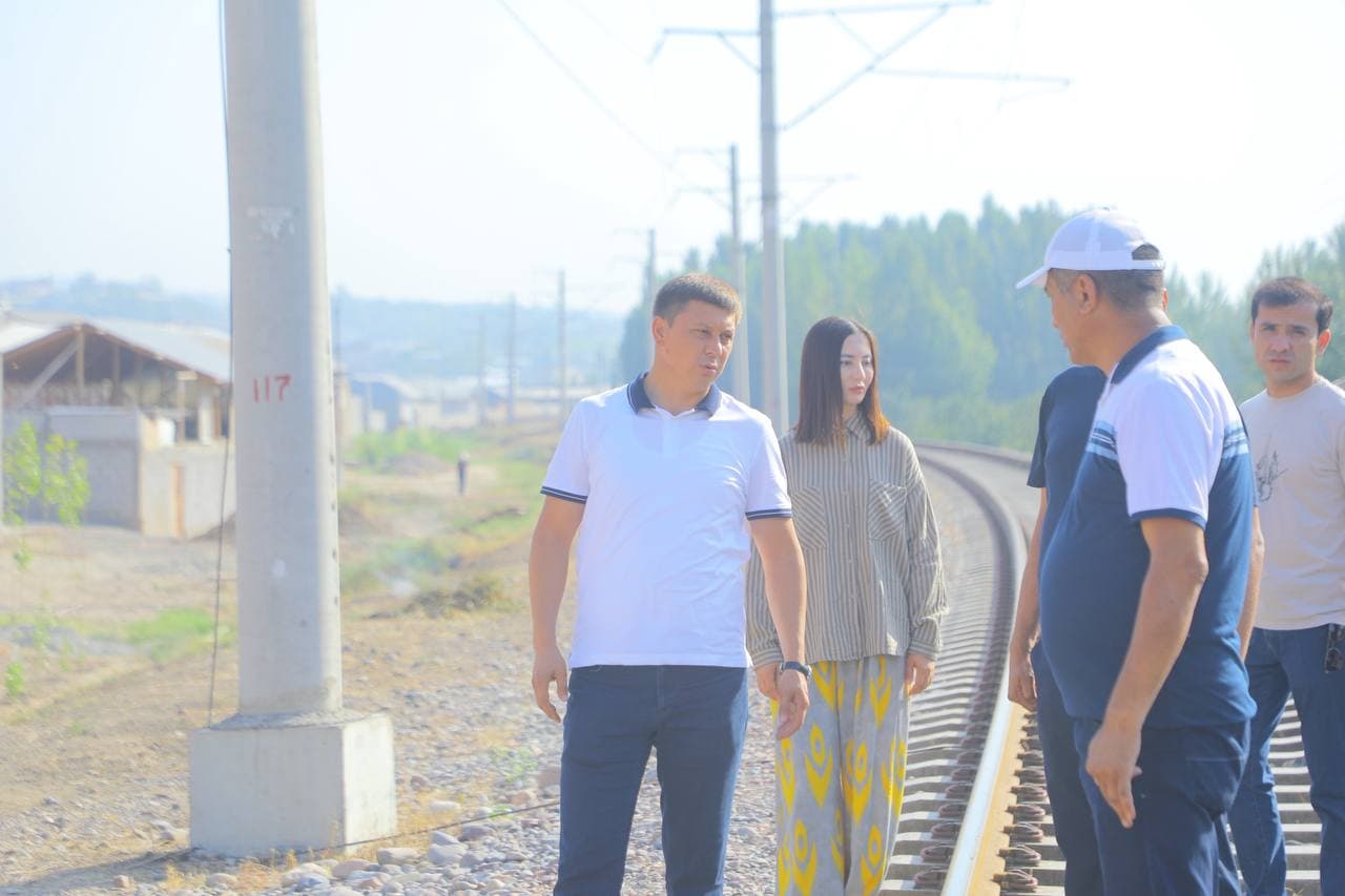 Temir yo‘l atroflarida obodlik ishlari davom etmoqda