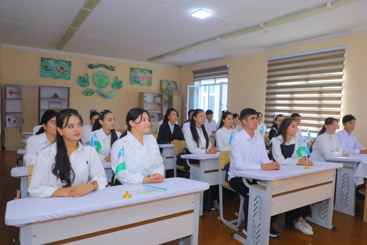 Yangi o‘quv yili “Mustaqillik darsi” va “Kelajak soati” bilan boshlandi