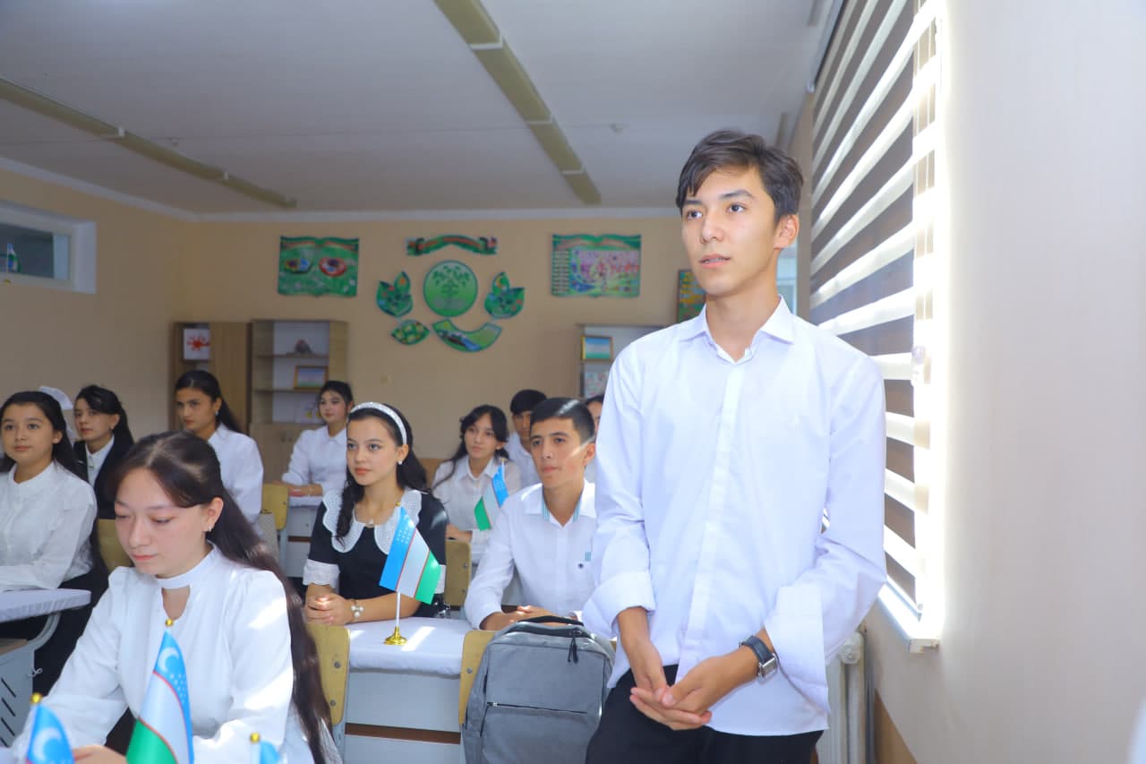Yangi o‘quv yili “Mustaqillik darsi” va “Kelajak soati” bilan boshlandi