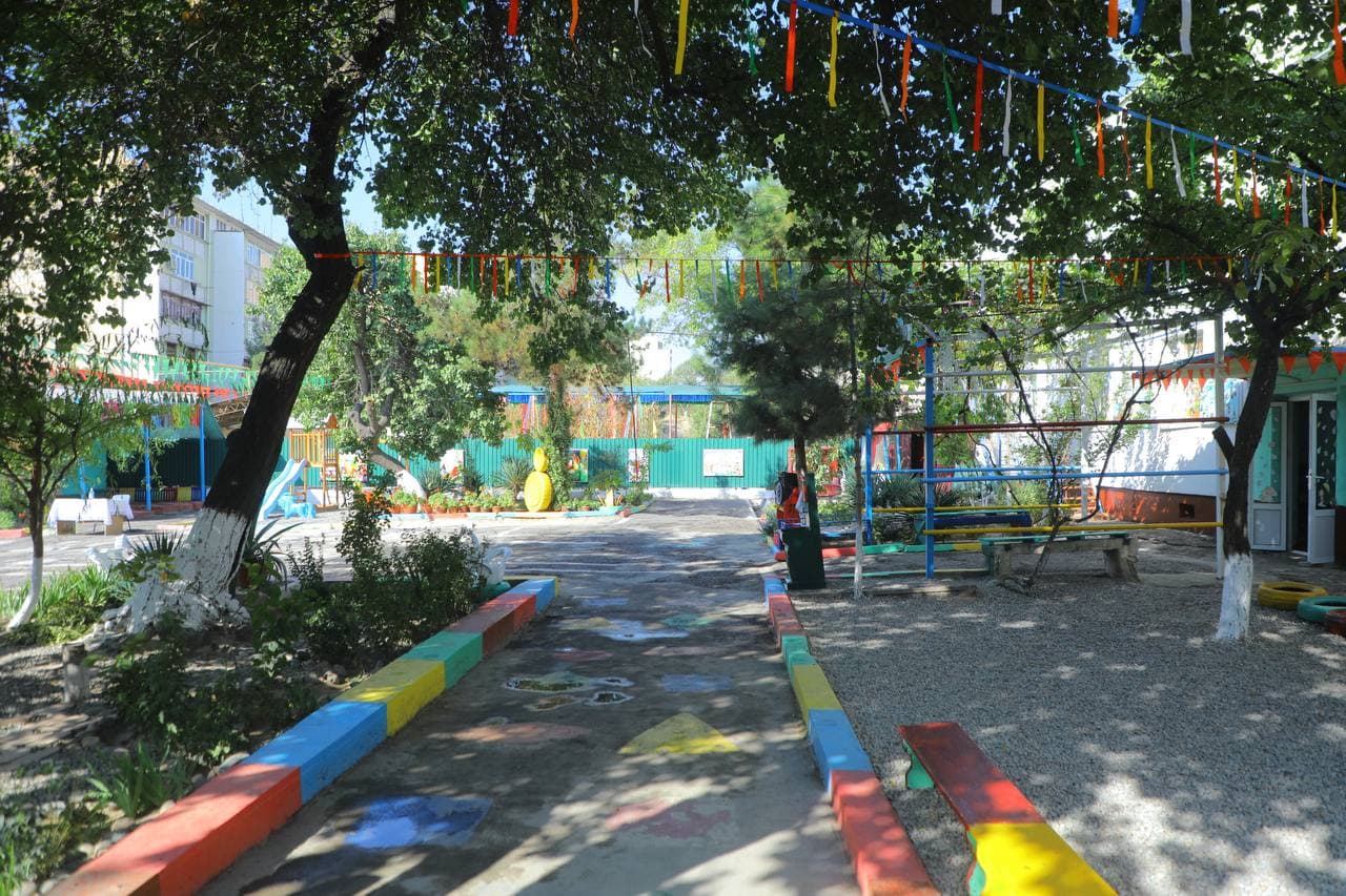 Таълим муассасаларида шароитлар ўрганилди