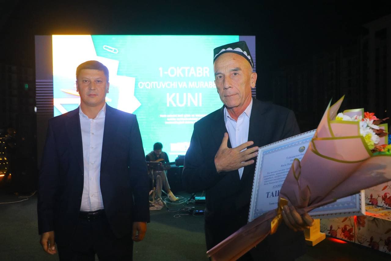 O‘qituvchi va murabbiylar kuniga bag‘ishlangan tantanali tadbir o‘tkazildi