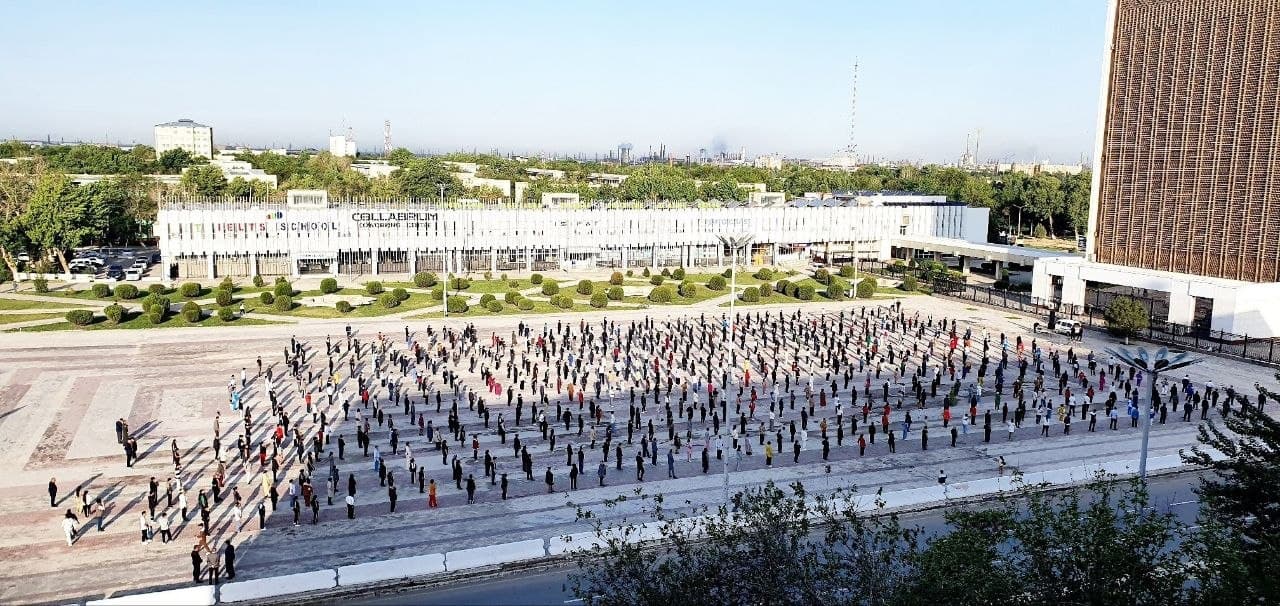 NAVOIY SHAHRIDA KENG KO‘LAMLI OMMAVIY SPORT TADBIRI O‘TKAZILMOQDA