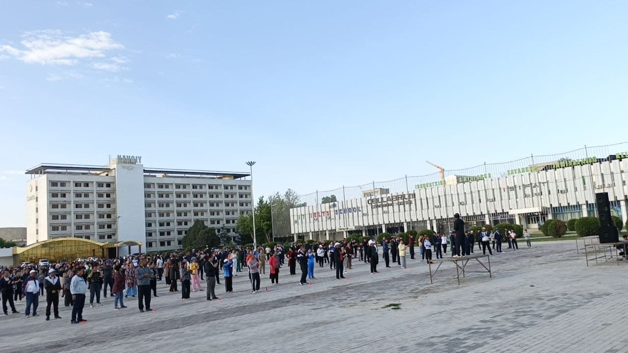 NAVOIY SHAHRIDA KENG KO‘LAMLI OMMAVIY SPORT TADBIRI O‘TKAZILMOQDA