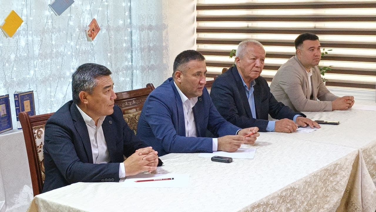 PAYSHANBA YOSHLAR KUNI