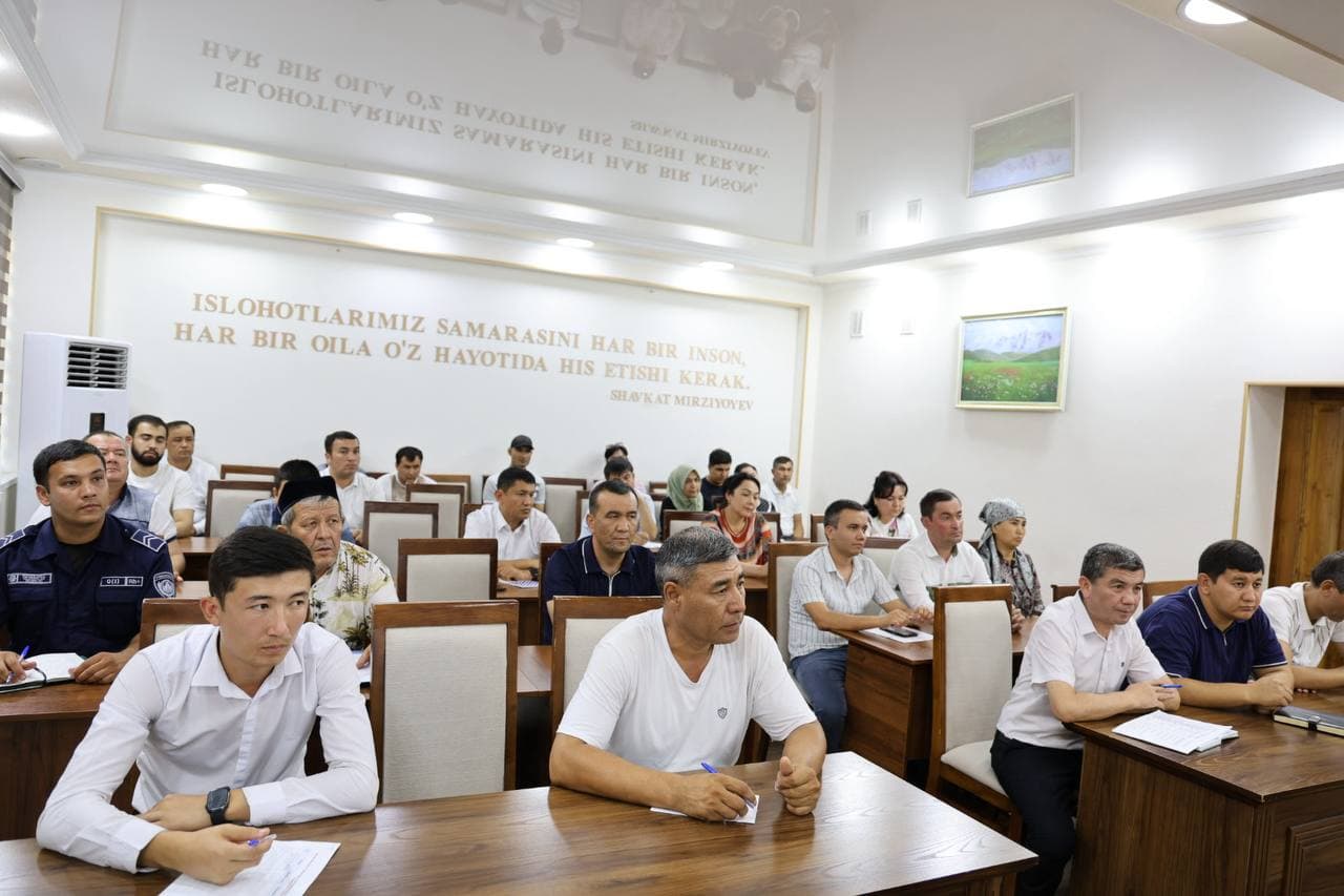 ТАДБИРКОРЛАРНИНГ МУАММО ВА ТАКЛИФЛАРИ ОЧИҚ МУЛОҚОТДА МУҲОКАМА ҚИЛИНДИ