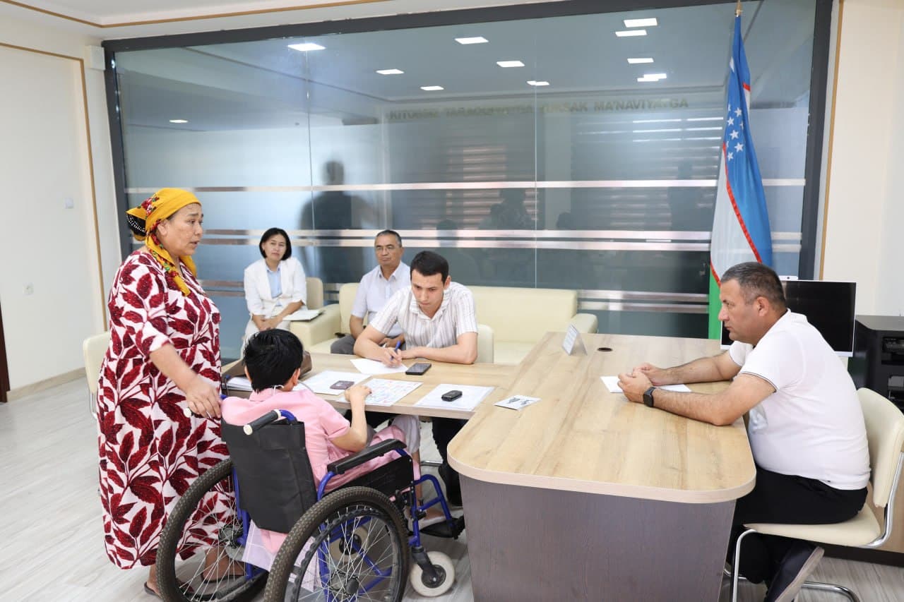 YOSHLAR VA FUQAROLAR MUROJAATLARI TINGLANDI