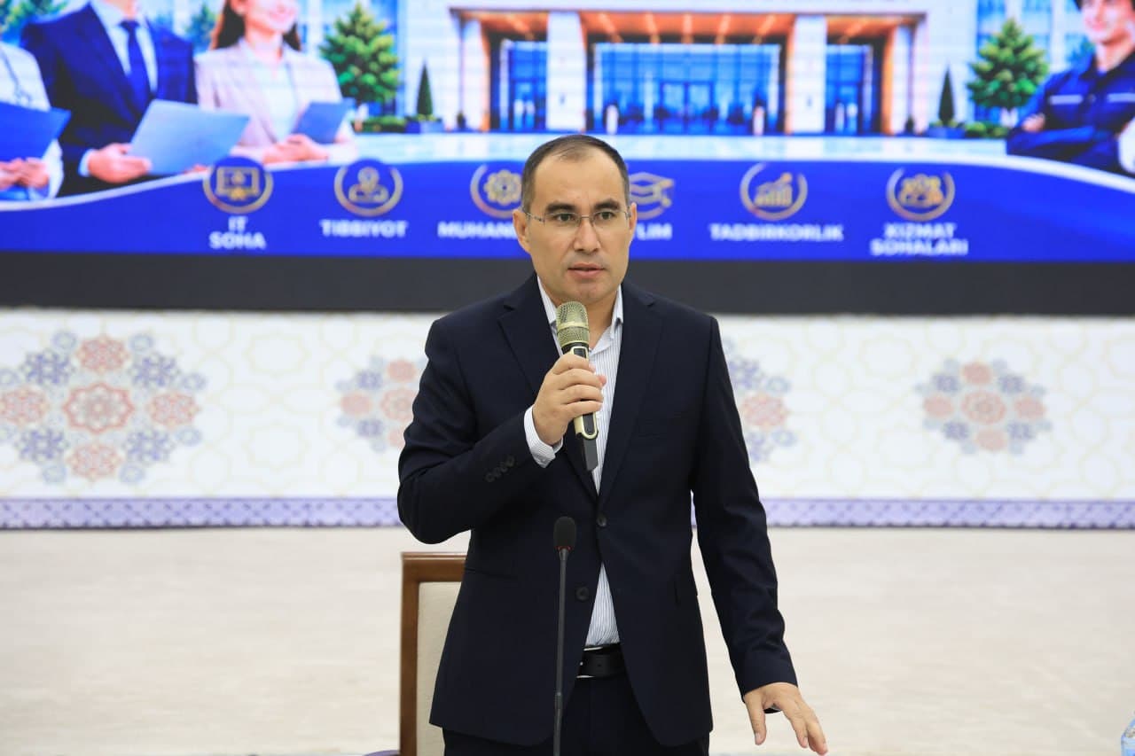 NAVOIY SHAHRIDA YOSHLAR BANDLIGI VA AHOLI MUROJAATLARI BO‘YICHA KENGAYTIRILGAN SAYYOR QABUL O‘TKAZILDI