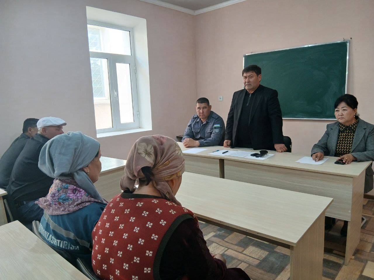 Nurota tumanida aholi bilan ochiq muloqot o‘tkazildi