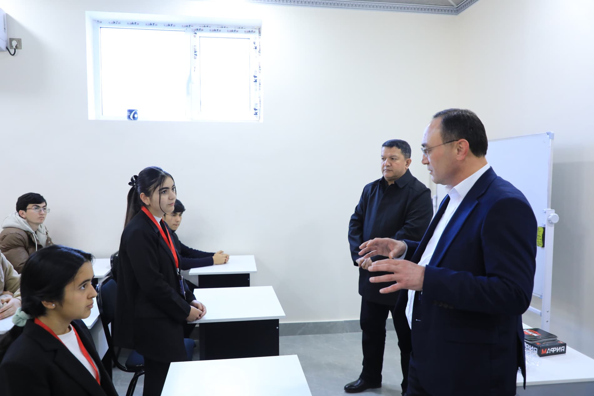 Nurota tumanida “Payshanba — yoshlar kuni” doirasida yoshlar bilan uchrashuv o‘tkazildi