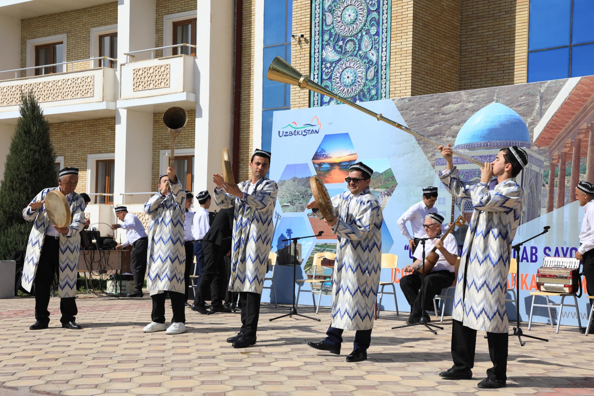 Nurotada “O‘zbekiston bo‘ylab sayohat qil!” yarmarkasi bo‘lib o‘tdi