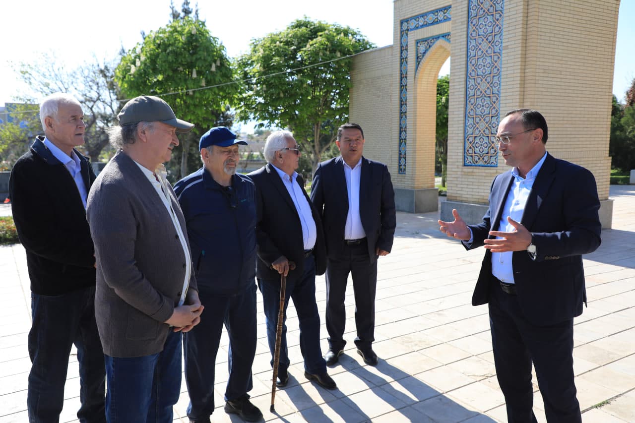 NUROTADA IJODIY TASHRIF: 🎨 RASSOMLAR “CHASHMA” MAJMUASIDA