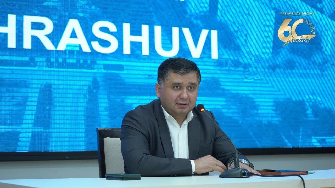 В ГОРОДЕ ЗАРАФШАН СОСТОЯЛАСЬ ВСТРЕЧА МОЛОДЁЖНЫХ ЛИДЕРОВ И ВЫПУСКНИКОВ ВУЗОВ