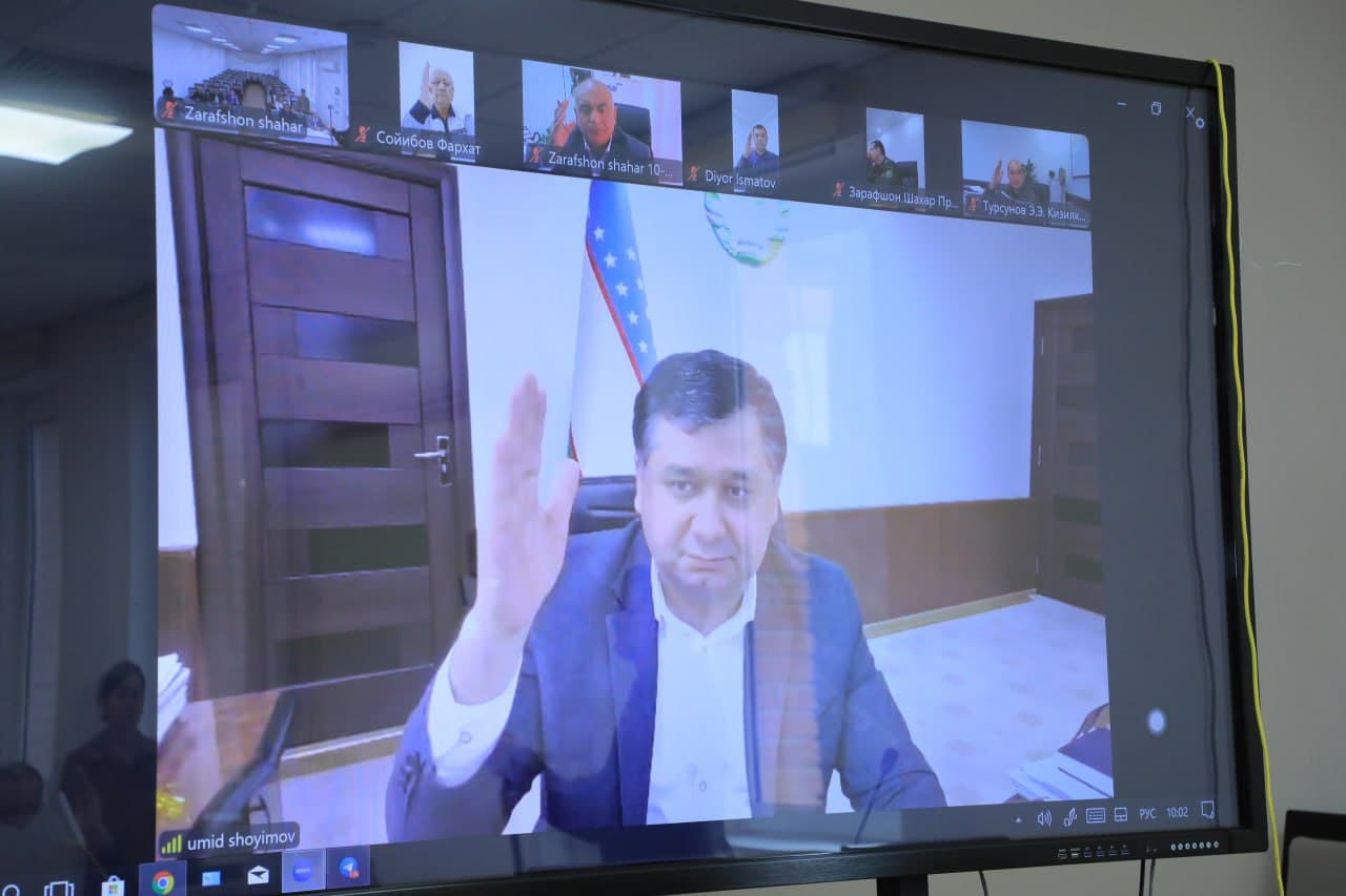 Bugun, 16-dekabr kuni Xalq deputatlari Zarafshon shahar Kengashining navbatdagi o‘n sakkizinchi sessiyasi bo‘lib o‘tdi.