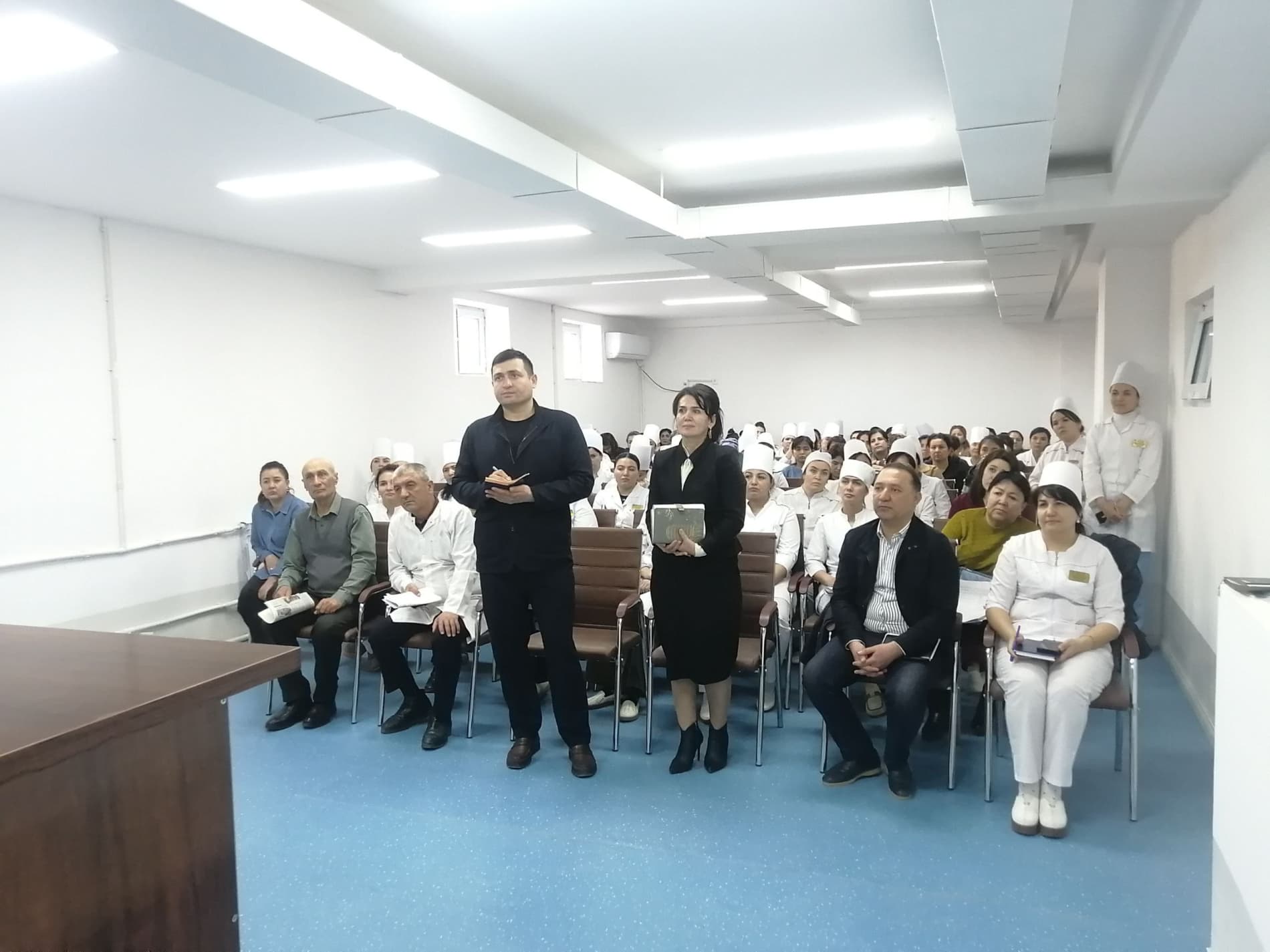 Zarafshon shahrida "Ayollar daftari"ni to'g'ri yuritish maqsadida shahar tibbiyot birlashmasida yig'ilish bo'lib o'tdi.