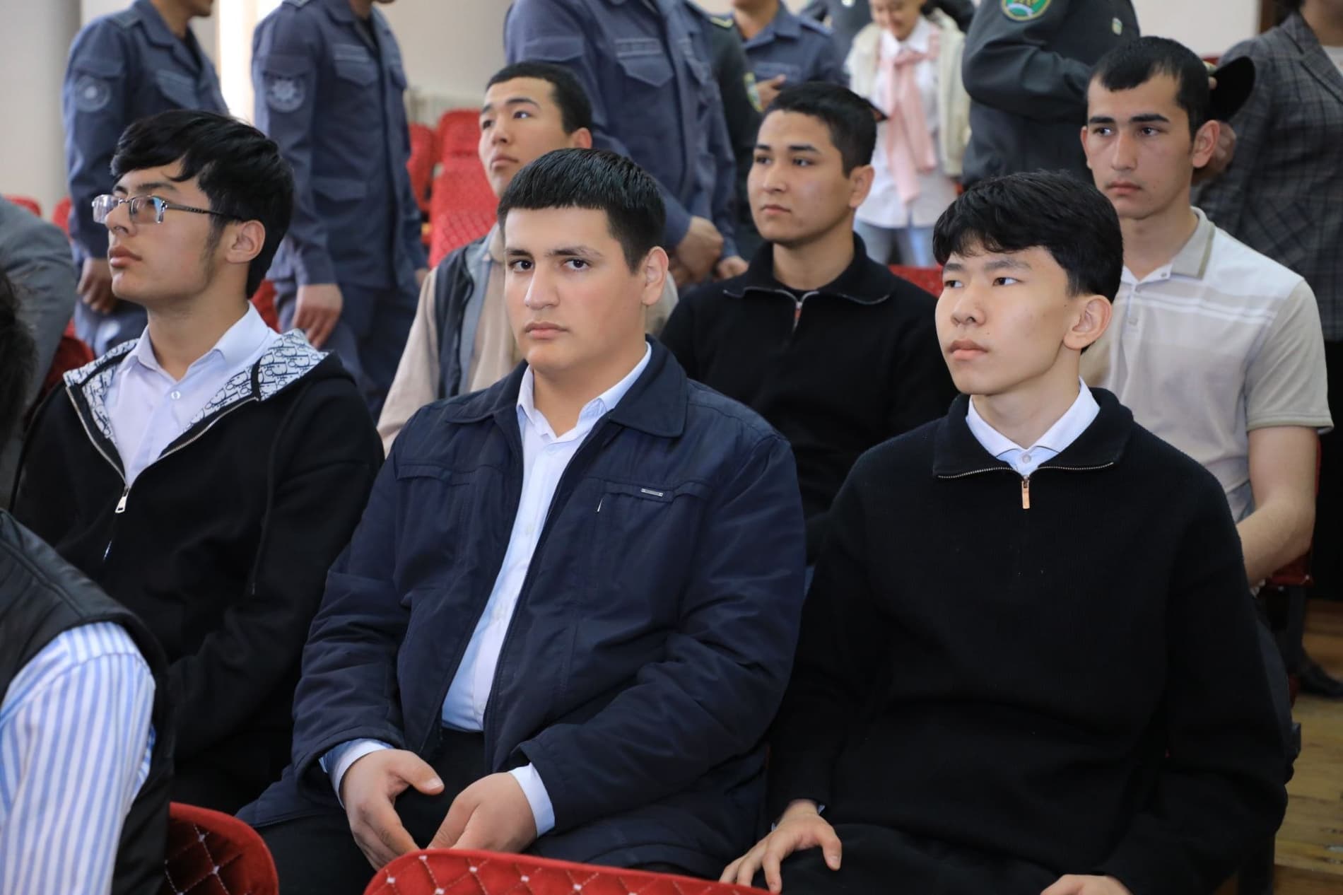 Muhtaram Prezidentimiz tomonidan "Payshanba — yoshlar kuni" deb eʼlon qilingan edi.