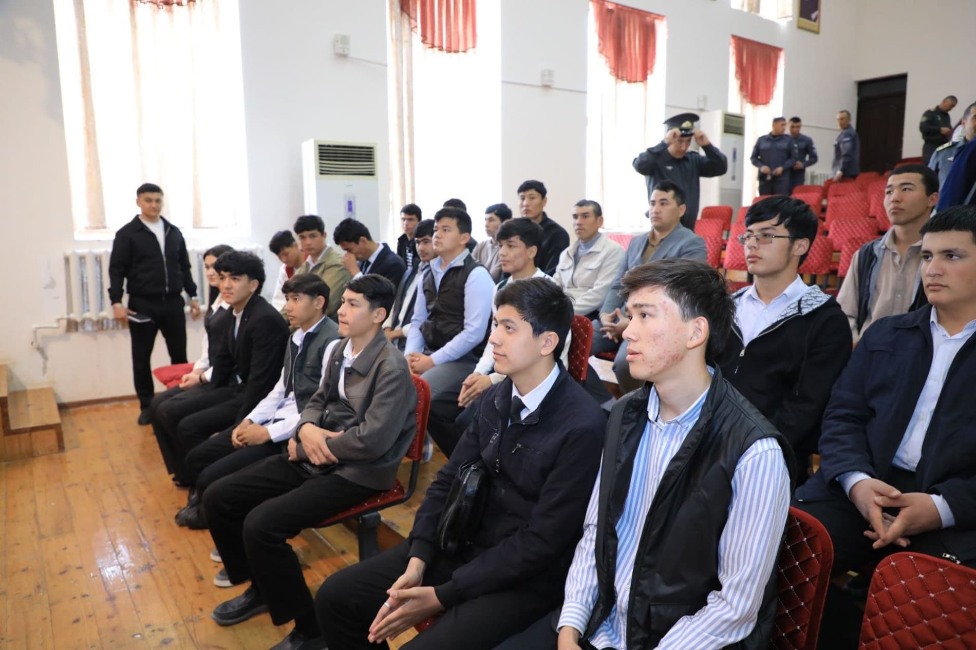 Muhtaram Prezidentimiz tomonidan "Payshanba — yoshlar kuni" deb eʼlon qilingan edi.