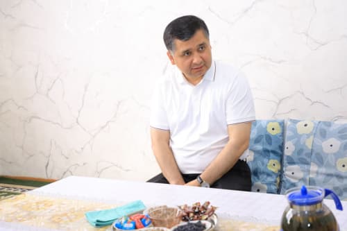 Muhtaram Prezidentimiz tomonidan "Payshanba — yoshlar kuni" deb eʼlon qilingan edi.