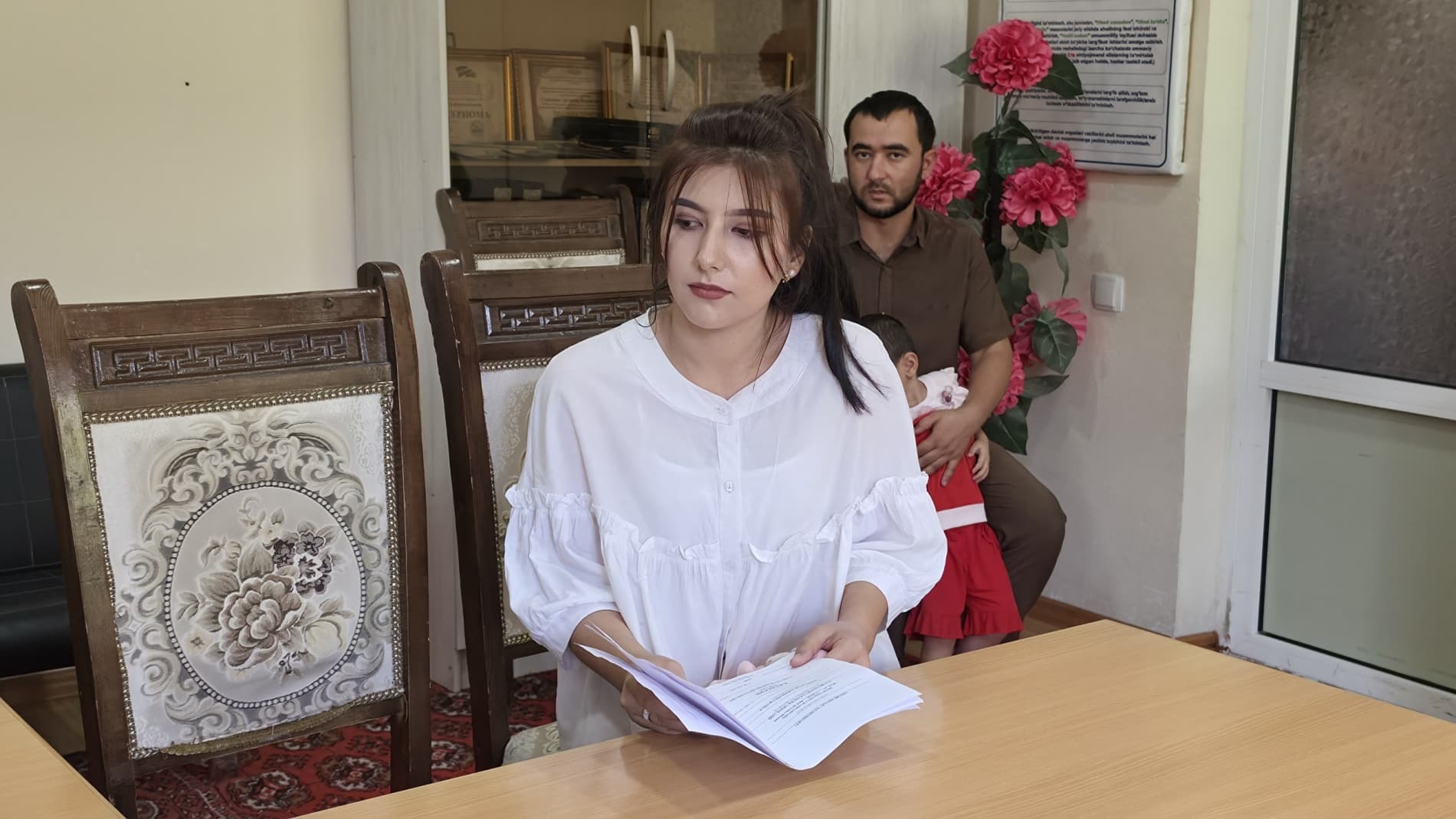 Bugun Zarafshon shahar hokimining birinchi oʻrinbosari, 1-sektor rahbari Anvar Shohmirzayev ishtirokida "Konchilar" mahallasida navbatdagi sayyor qabul boʻlib oʻtdi.