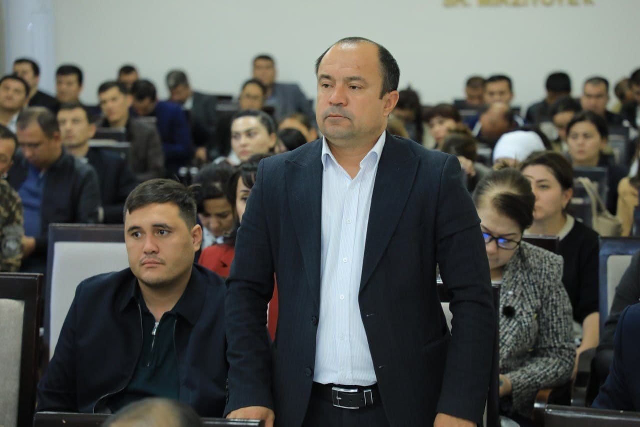 Aholi bandligini ta’minlash, kambag‘allikni qisqartirish, oilalardagi ijtimoiy muammolarning oldini olish hamda mahallalar obodligini ta’minlash — Zarafshon shahrida amalga oshirilayotgan ishlarning muhim yo‘nalishlaridan biridir.
