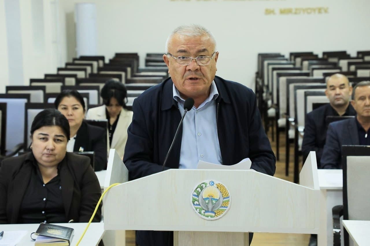 Bugun, 12-oktyabr kuni Xalq deputatlari Zarafshon shahar Kengashining navbatdagi oʻttiz yettinchi sessiyasi bo‘lib o‘tdi.