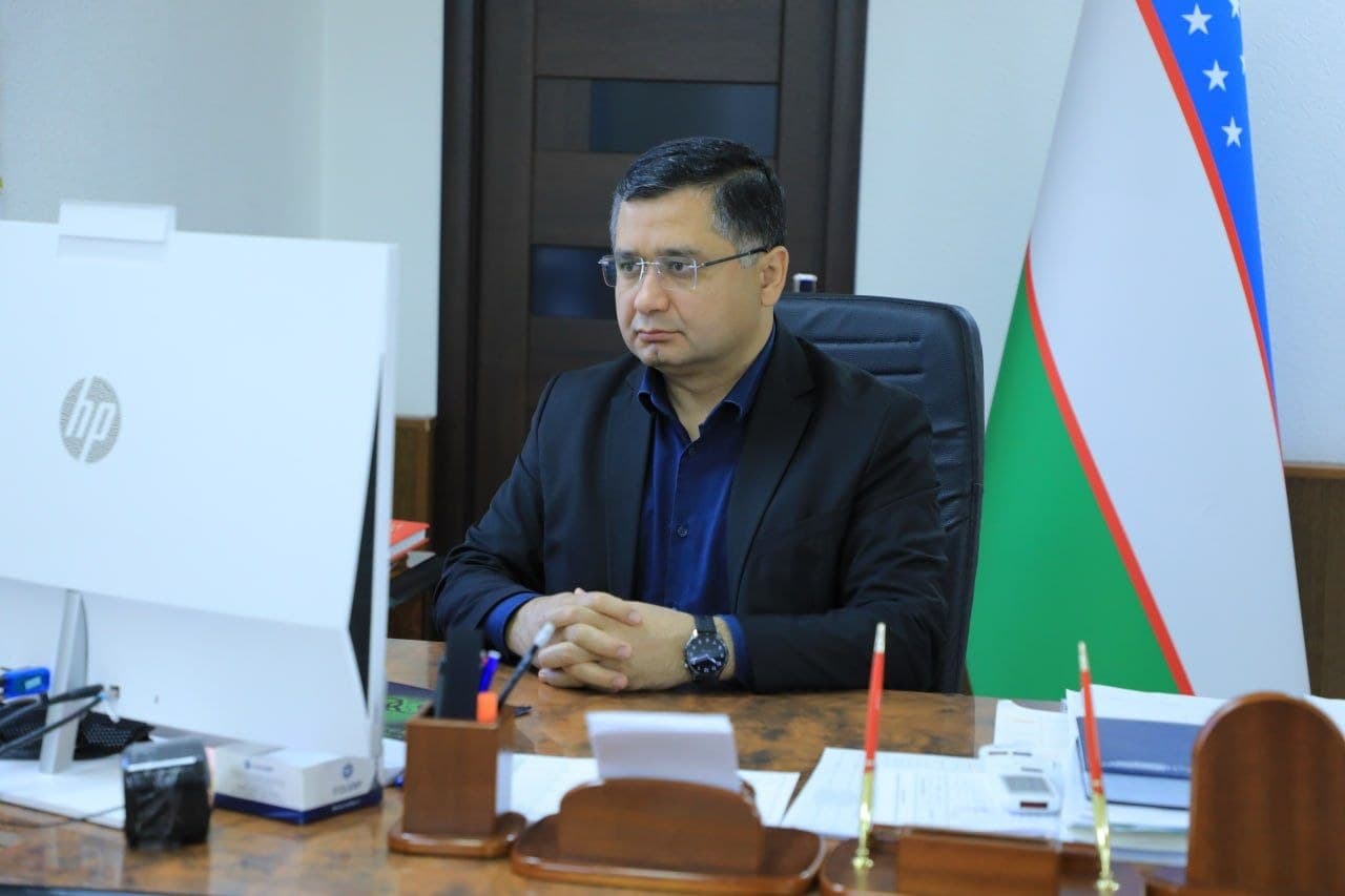 Bugun, 12-oktyabr kuni Xalq deputatlari Zarafshon shahar Kengashining navbatdagi oʻttiz yettinchi sessiyasi bo‘lib o‘tdi.