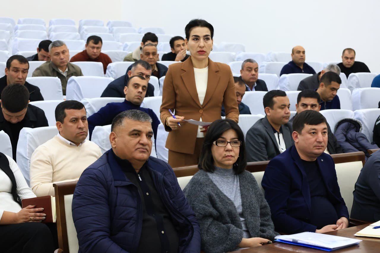 HOKIM VA YOSHLAR UCHRASHUVI
