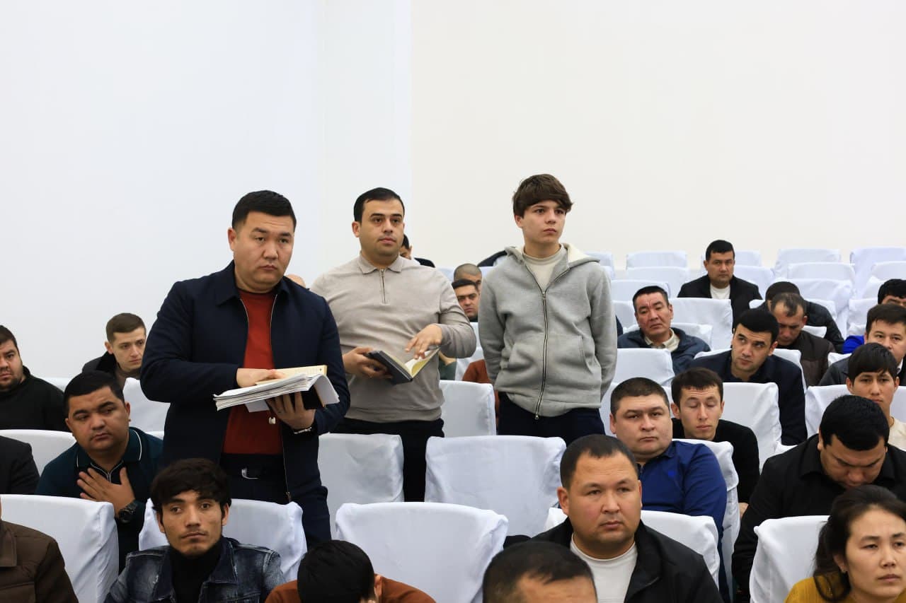 HOKIM VA YOSHLAR UCHRASHUVI