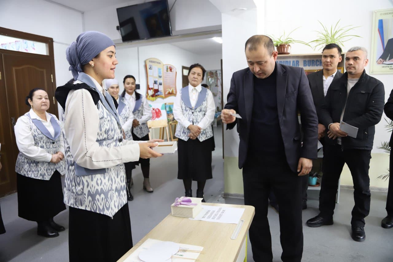 Alisher Navoiy va Zahiriddin Muhammad Bobur adabiy merosi – ma’naviyat xazinasi” mavzusida seminari tashkil etildi.
