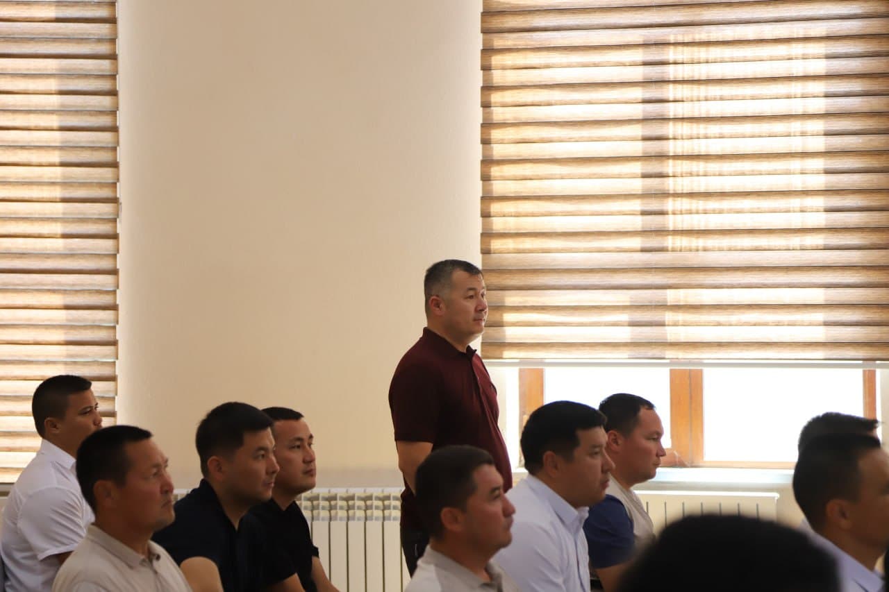 Tomdi tumanida tadbirkorlar bilan o‘quv-seminar va ochiq muloqot o‘tkazildi