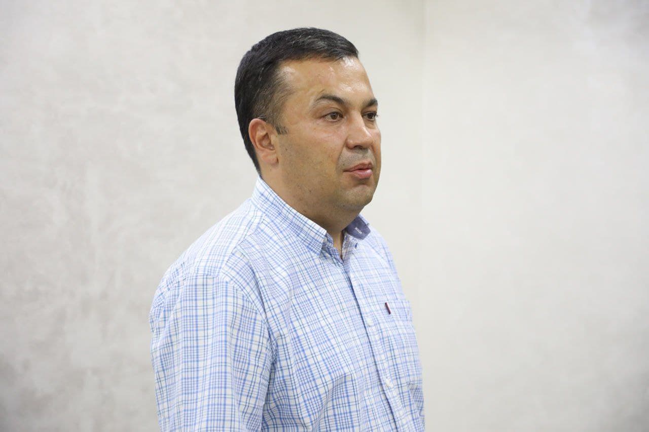 Туман ҳокими Бекзод Бобомуродов тегишли масъуллар ва депутатлар билан учрашди.