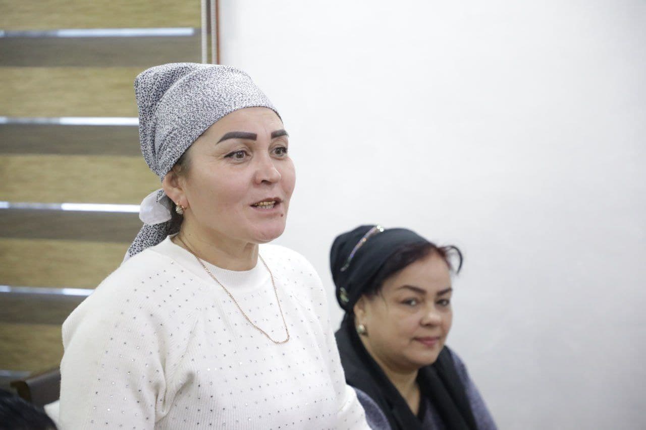 OCHIQ MULOQOT TARZIDAGI UCHRASHUV