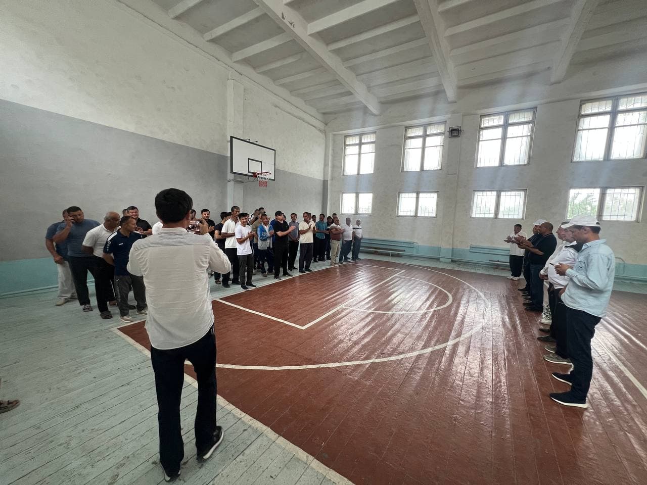 “Mahalla ligasi” doirasida Qiziltepa tumanida voleybol musobaqasi o‘tkazildi