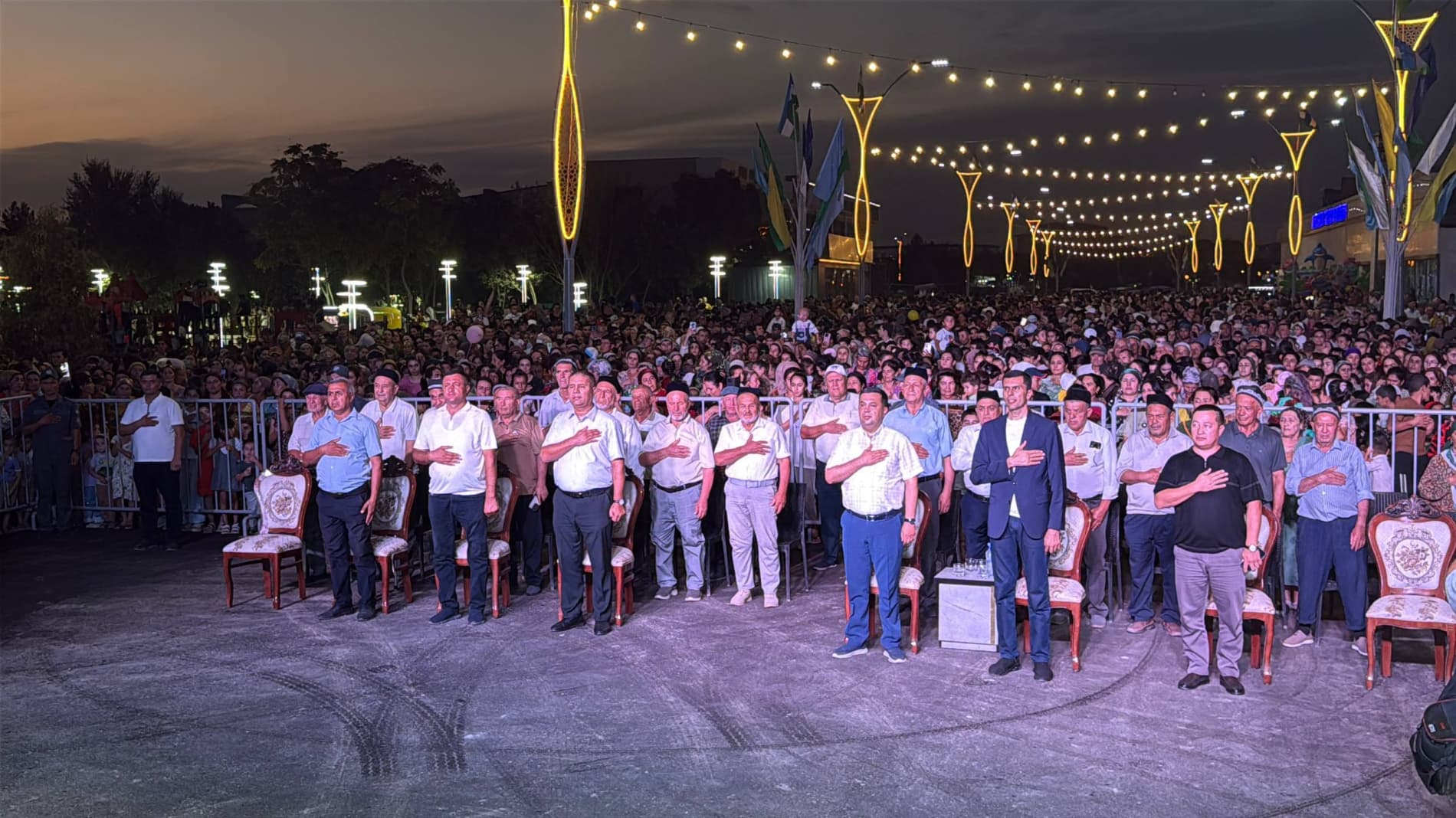 AZIZOBOD MARKAZI BU OQSHOM O‘ZGACHA PORLADI