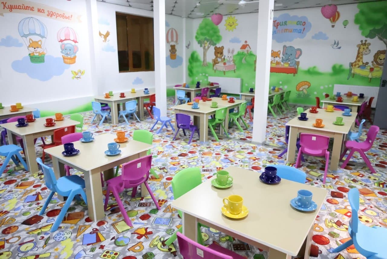 MUSTAQILLIGIMIZ 35 YILLIGI VA YANGI O'QUV YILI BOSHLANISHI MUNOSABATI BILAN KONIMEX TUMANIDA YANGI MAKTABGACHA TAʼLIM TASHKILOTI OCHILDI