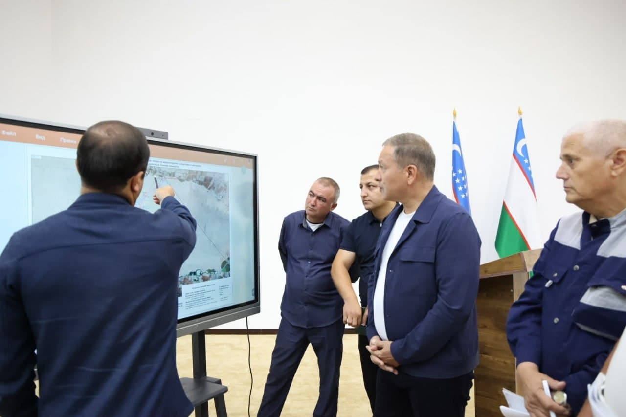 Чўл ҳудудларида яйлов ерлардан самарали фойдаланиш ва сув таъминотини яхшилаш масалалари муҳокама қилинди