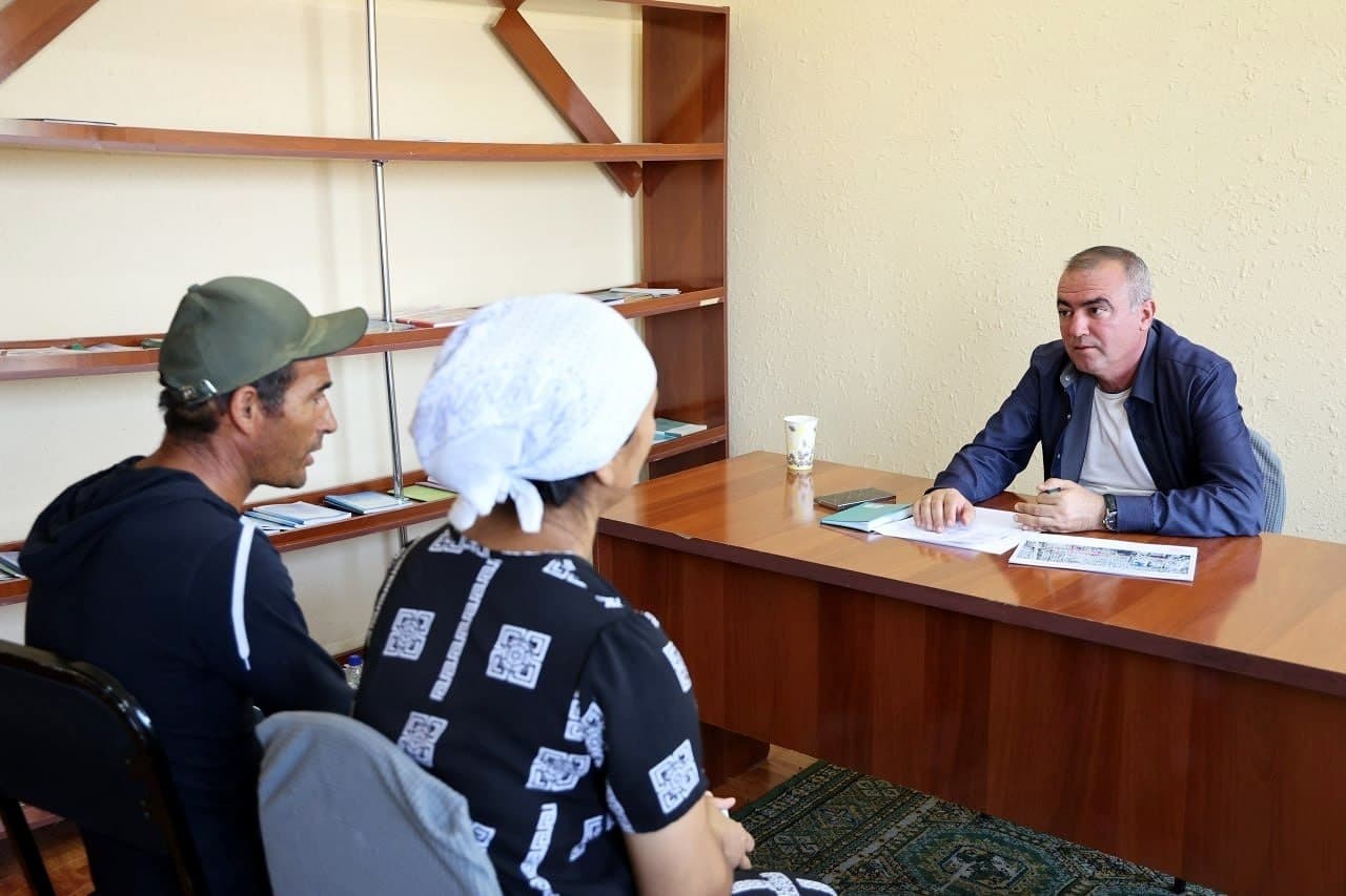 TUMAN HOKIMI NAVBATDAGI SHAXSIY QABULINI "SHO'RKO'L" MAHALLA FUQAROLAR YIG'INIDA O'TKAZDI