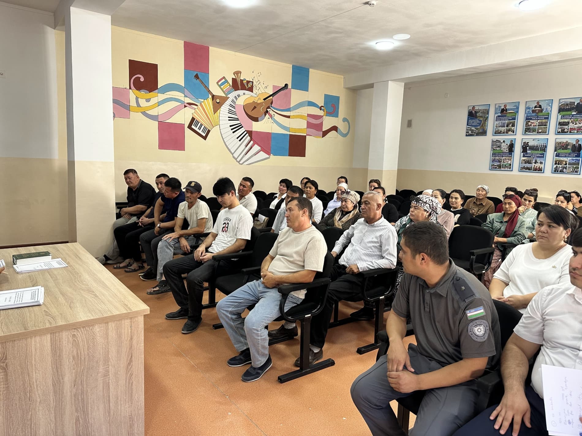 Jinoyat ishlari bo‘yicha Konimex tuman sudining tergov sudyasi tomonidan Konimex tumani “Zafarobod” mahallasida mahalla faollari hamda yoshlar ishtirokida sayyor sud majlisi hamda huquqiy targ‘ibot tadbiri o‘tkazildi.